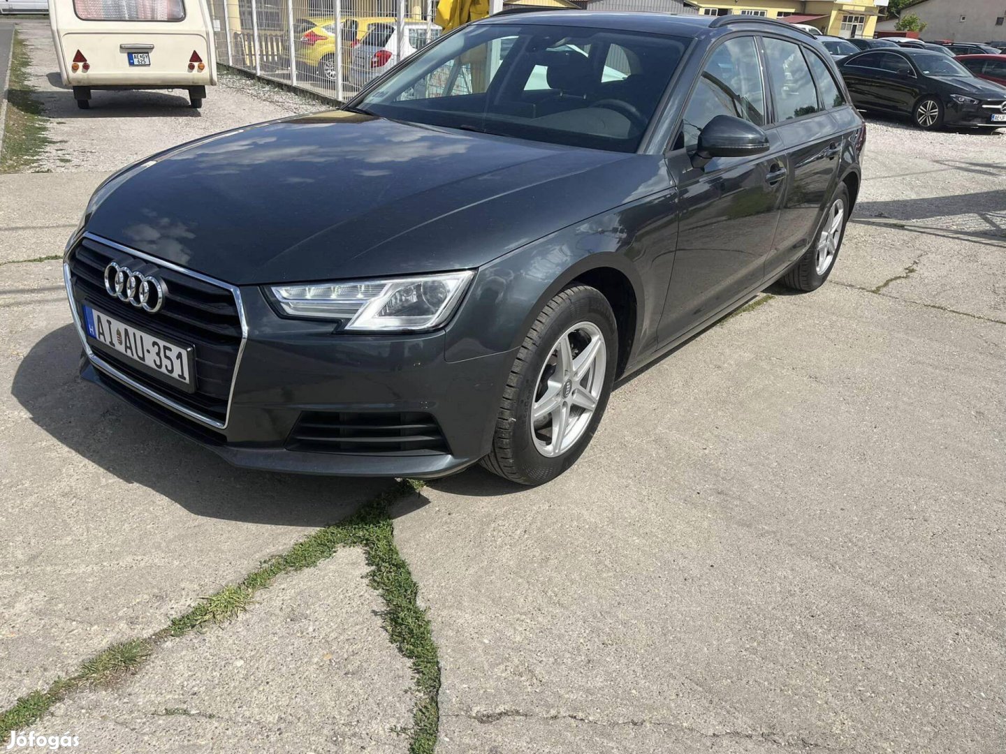 AUDI A4 Avant 2.0 TDI Design S-tronic