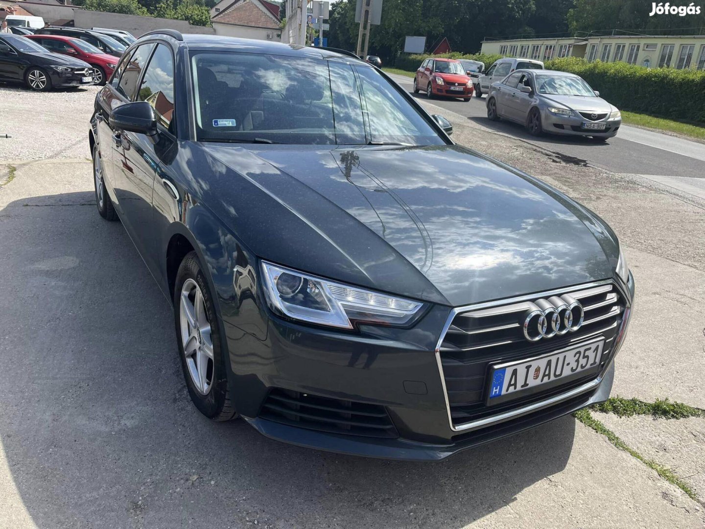 AUDI A4 Avant 2.0 TDI Design S-tronic