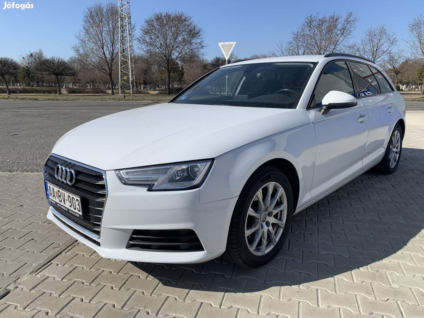AUDI A4 Avant 2.0 TDI Design S-tronic