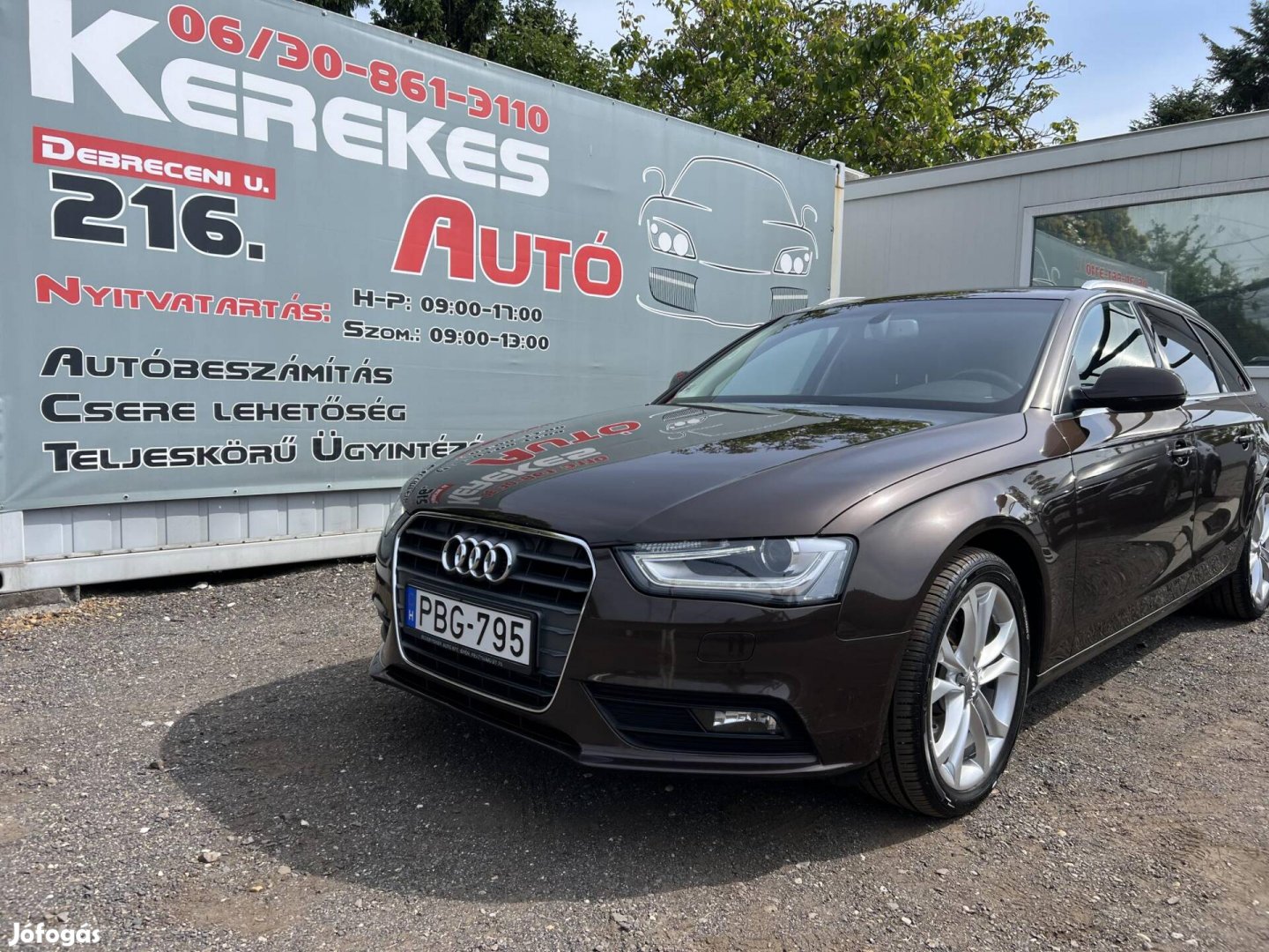 AUDI A4 Avant 2.0 TDI Gyönyörű ! Igazán Megkímé...