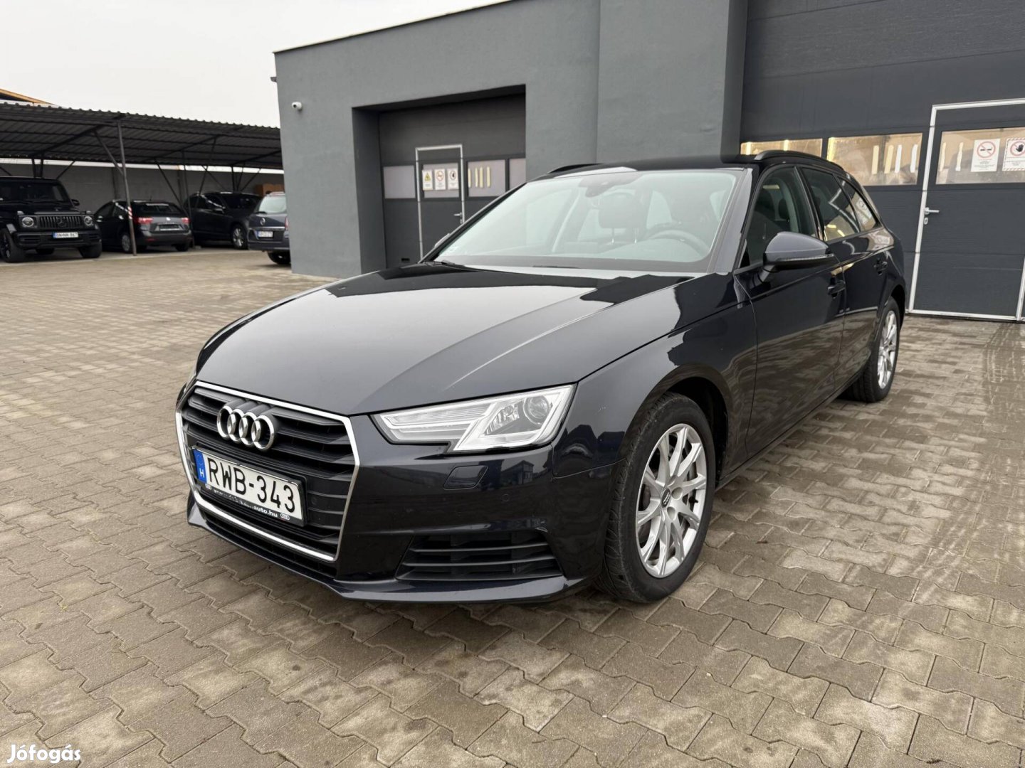 AUDI A4 Avant 2.0 TDI Sport S-tronic