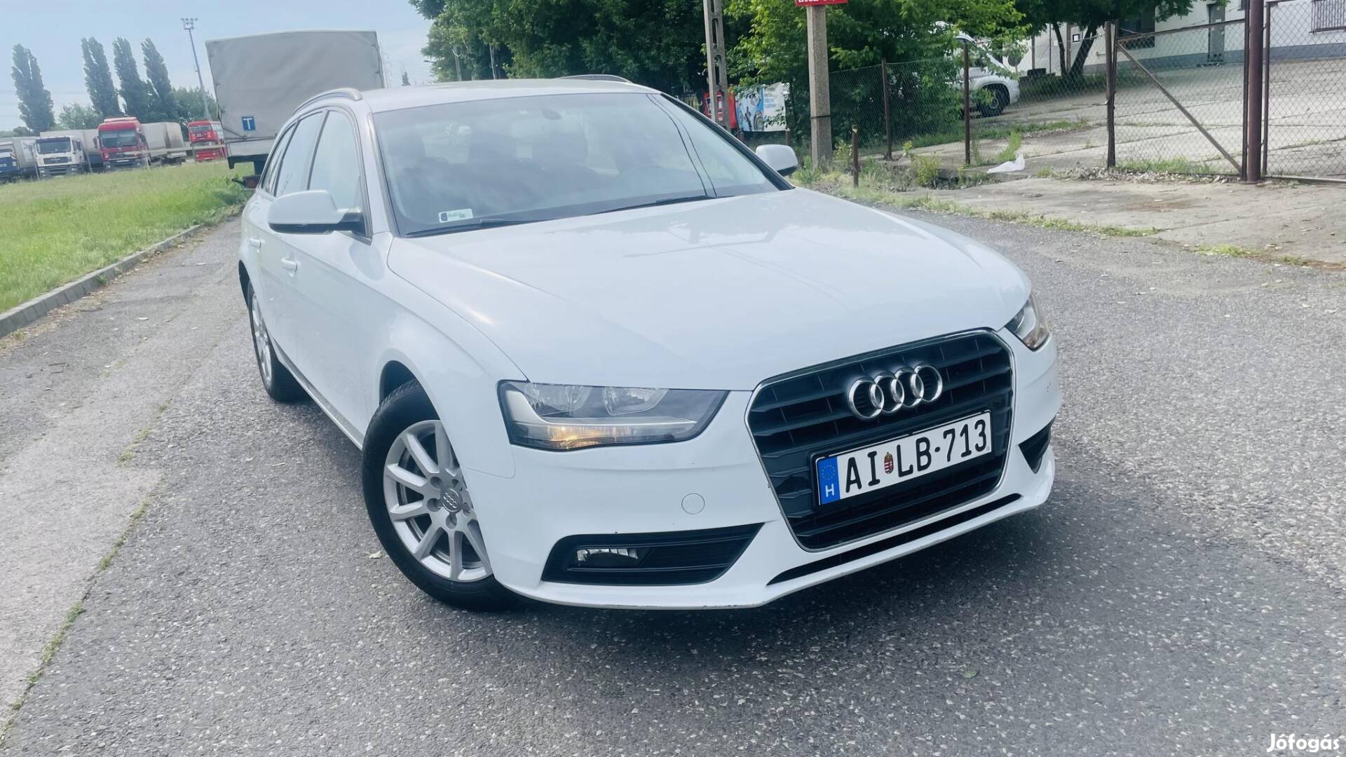 AUDI A4 Avant 2.0 TDI Sport S-tronic Gyöngyházm...