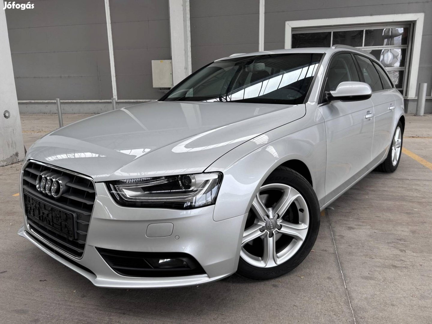 AUDI A4 Avant 2.0 TDI Sport !! Megkímélt Állapo...