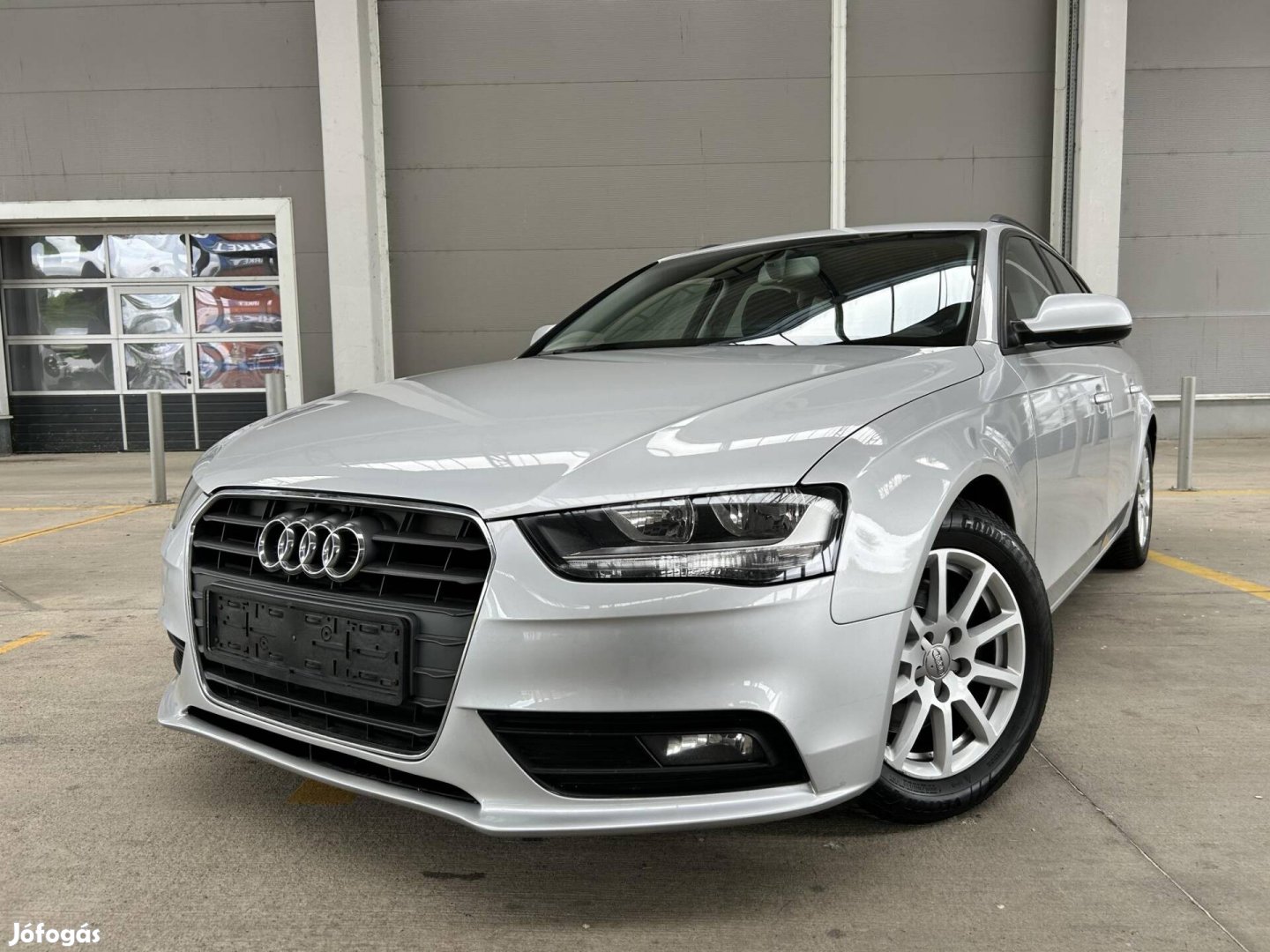 AUDI A4 Avant 2.0 TDI !! Megkímélt Állapotban !...