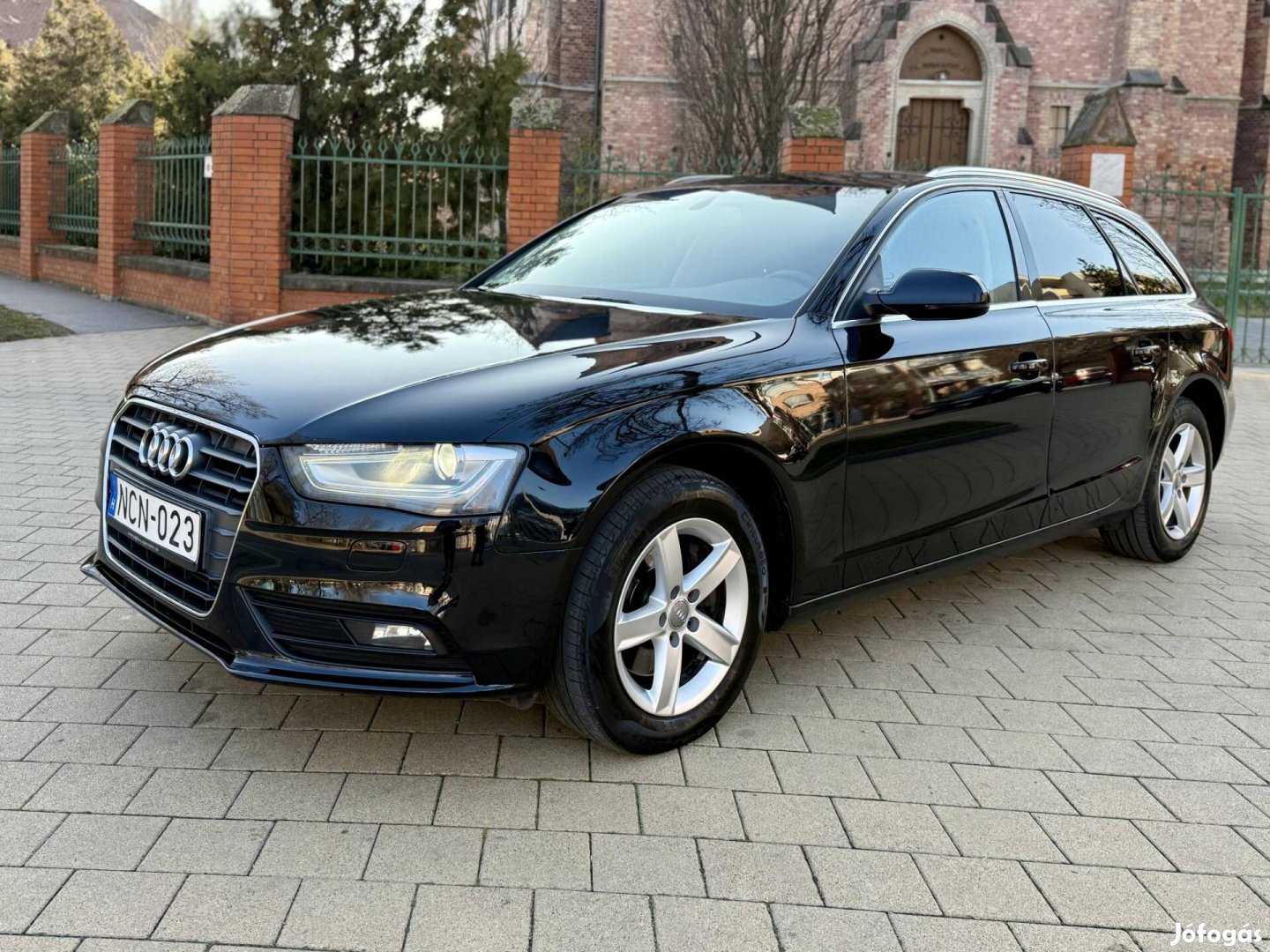 AUDI A4 Avant 2.0 TDI multitronic Facelift//LED...