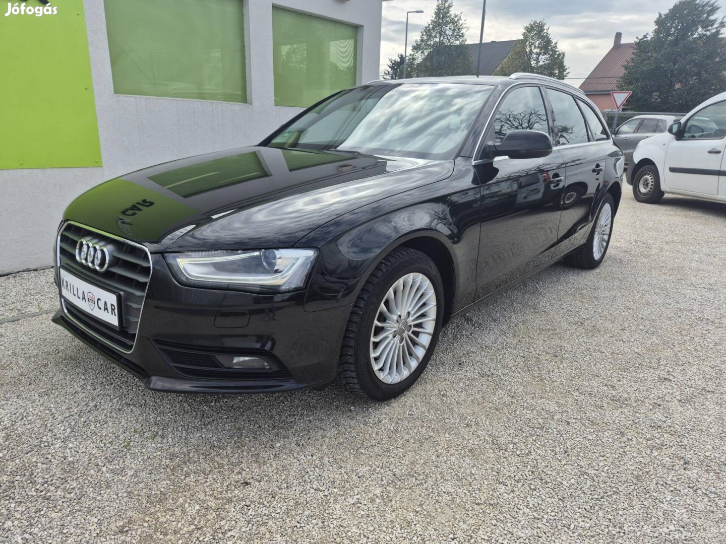 AUDI A4 Avant 2.0 TDI multitronic Szervizkönyv...