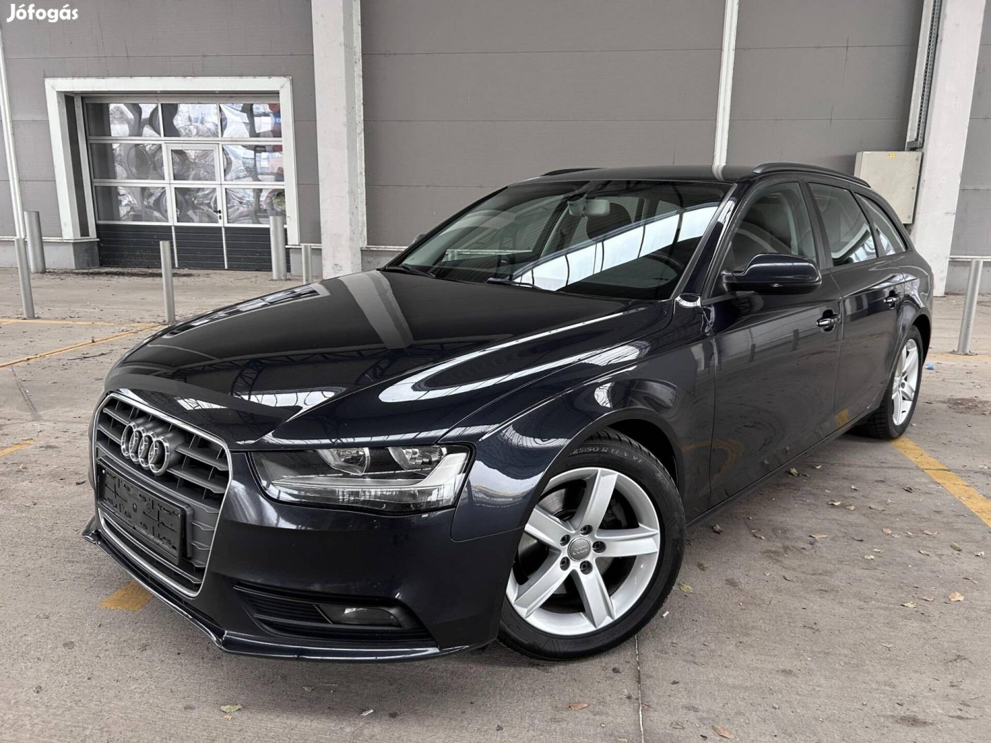 AUDI A4 Avant 2.0 TDi !! Megkímélt Állapotban !...