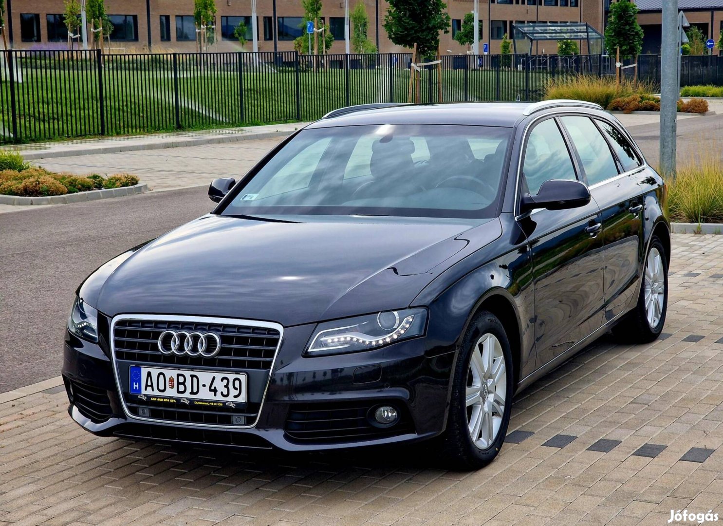 AUDI A4 Avant 2.0 TFSI EU5 Xenon-LED-Navi-Garan...