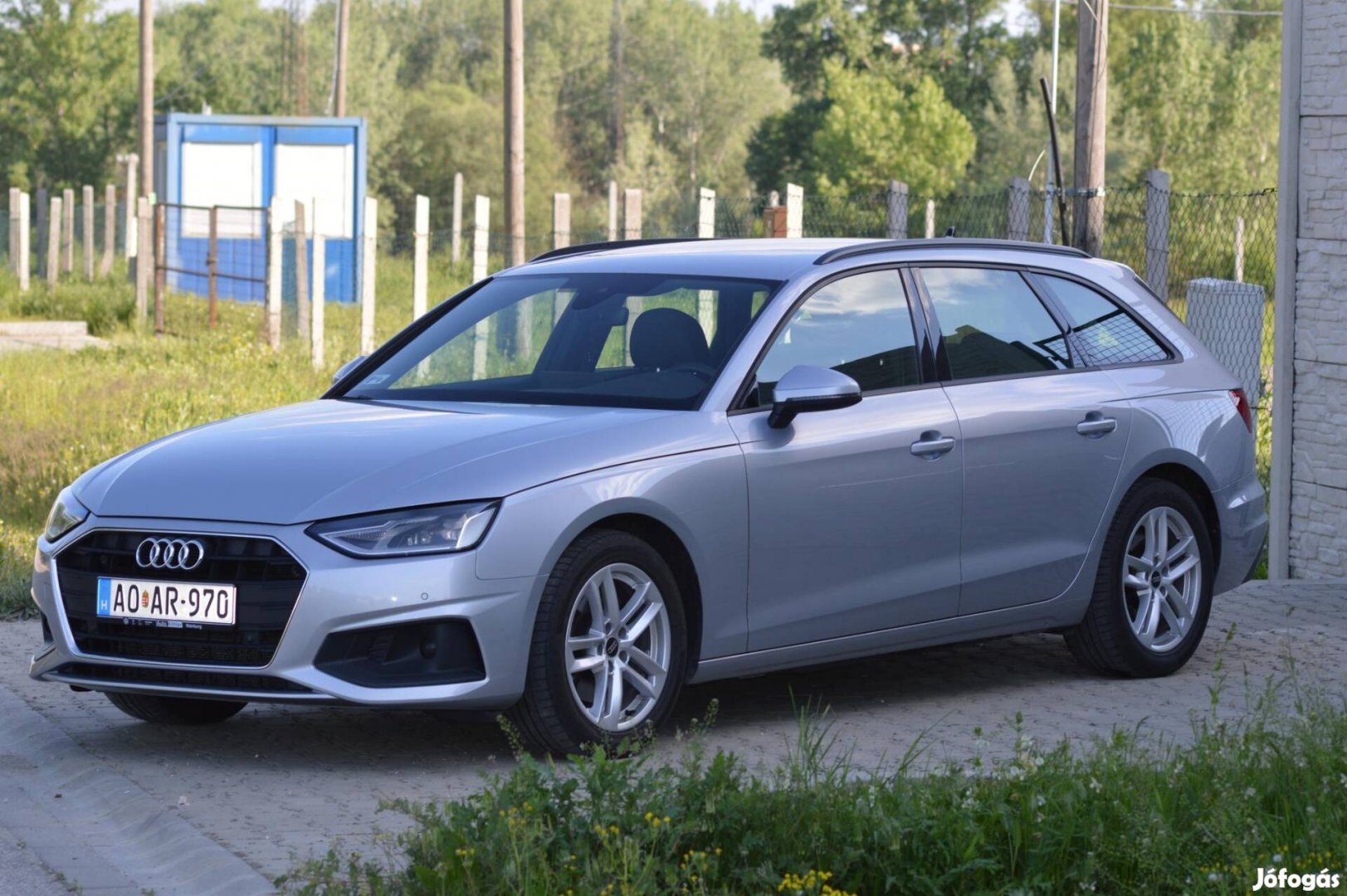 AUDI A4 Avant 35 TDI S line S-tronic Újszerű/Gy...