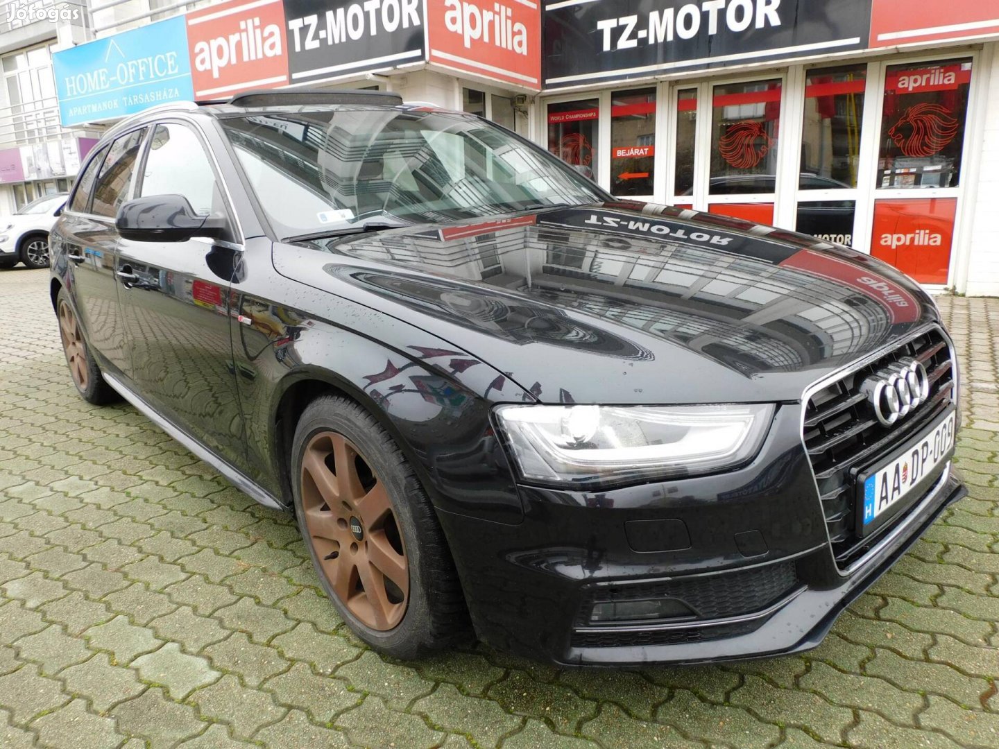 AUDI A4 Avant 3.0 V6 TDI multitronic S LINE! Ve...