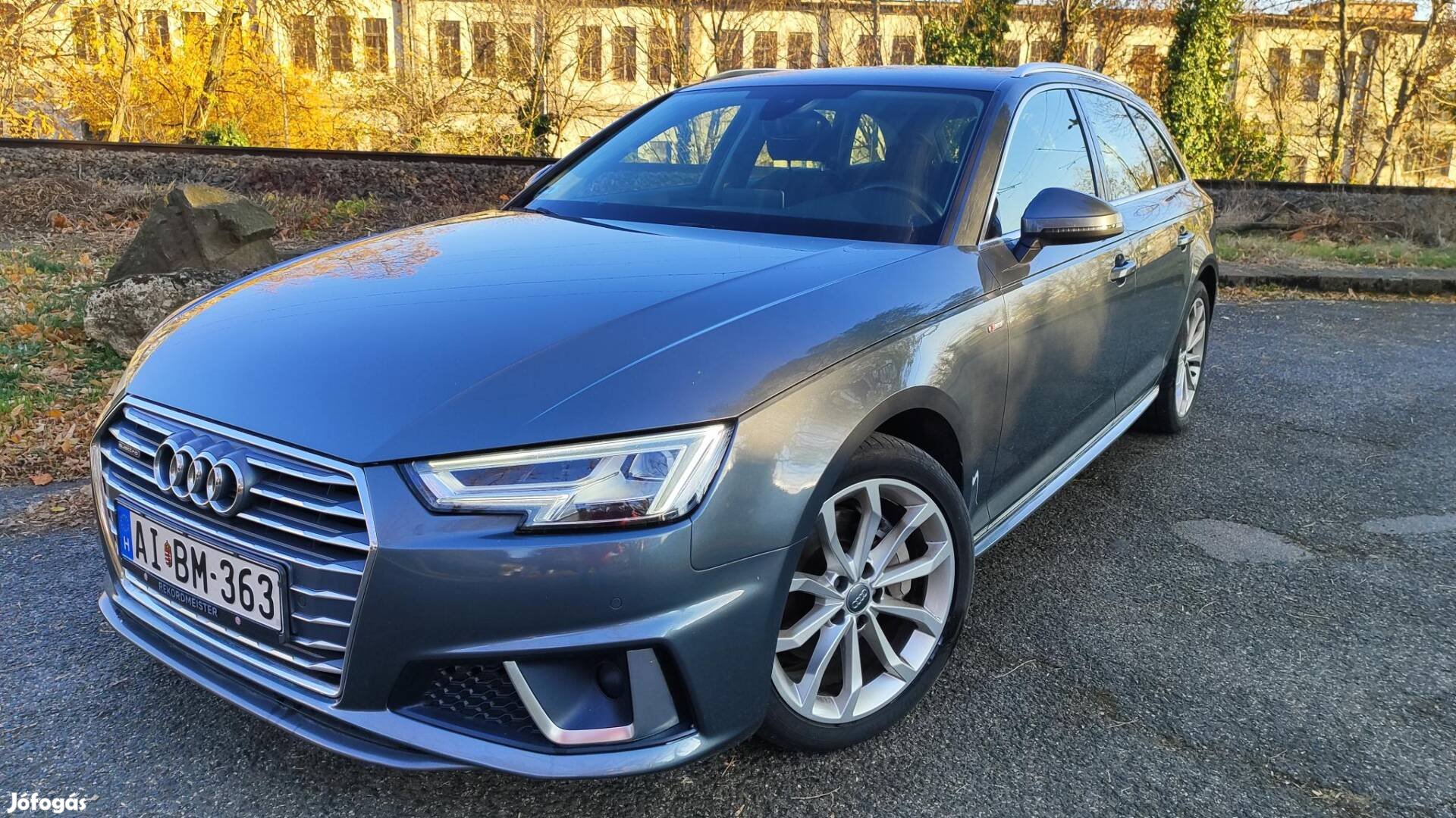 AUDI A4 Avant 40 TDI S line quattro S-tronic Ga...