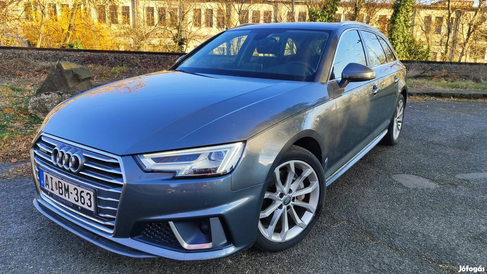 AUDI A4 Avant 40 TDI S line quattro S-tronic Ga...