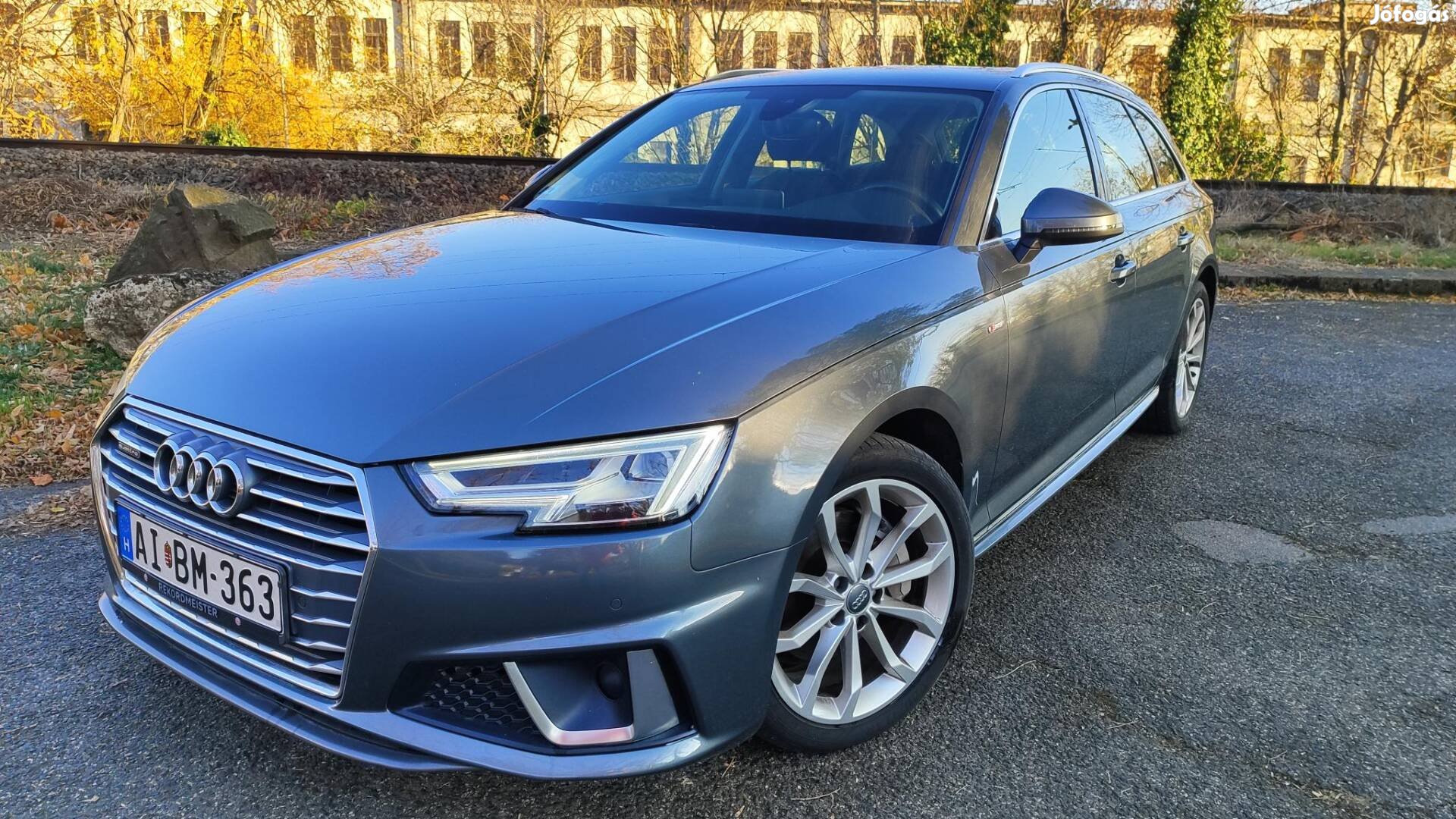 AUDI A4 Avant 40 TDI S line quattro S-tronic Ga...