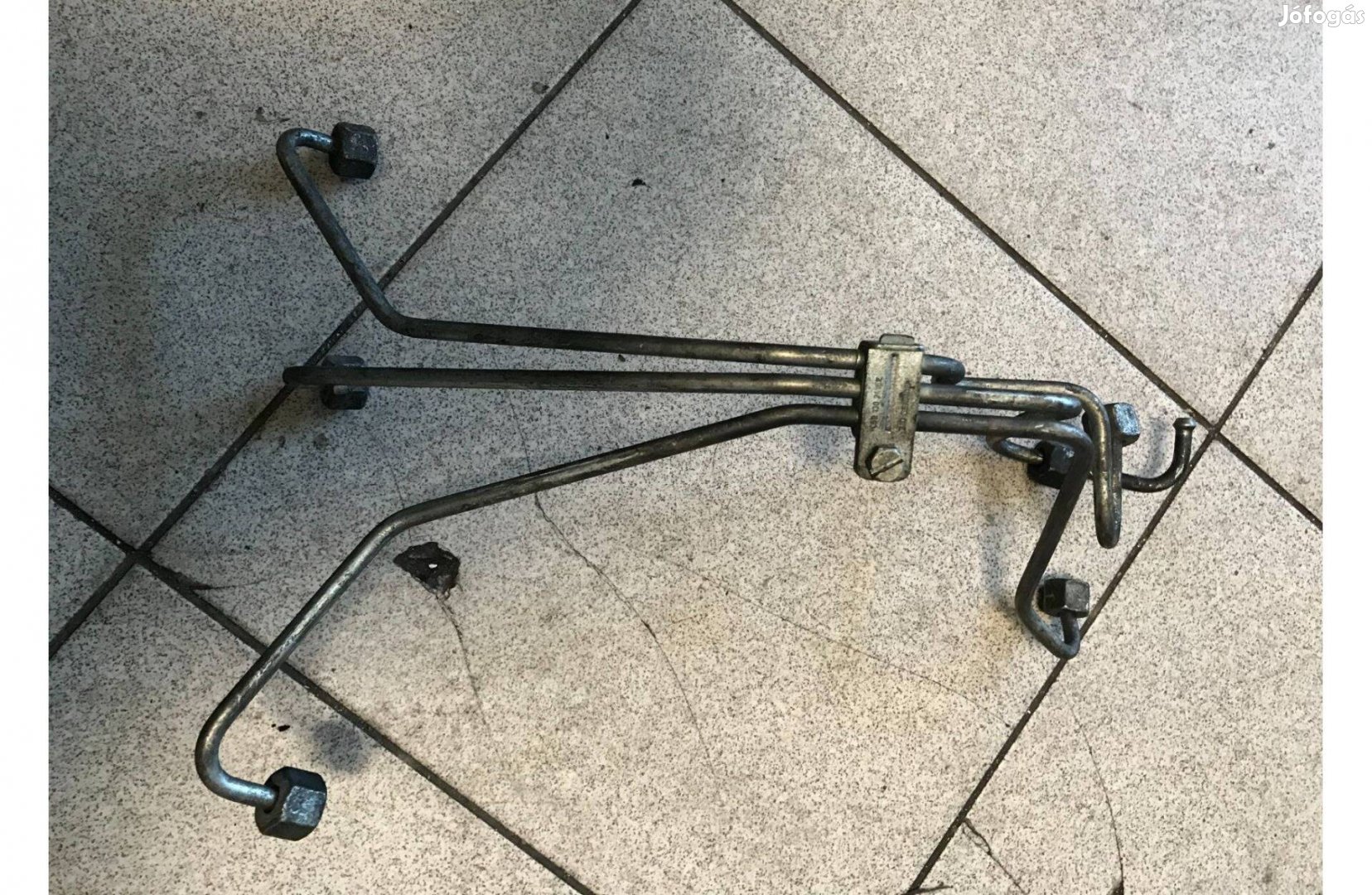 AUDI A4 B5 2,5 V6 TDI üzemanyagcső 059 130 241 BE
