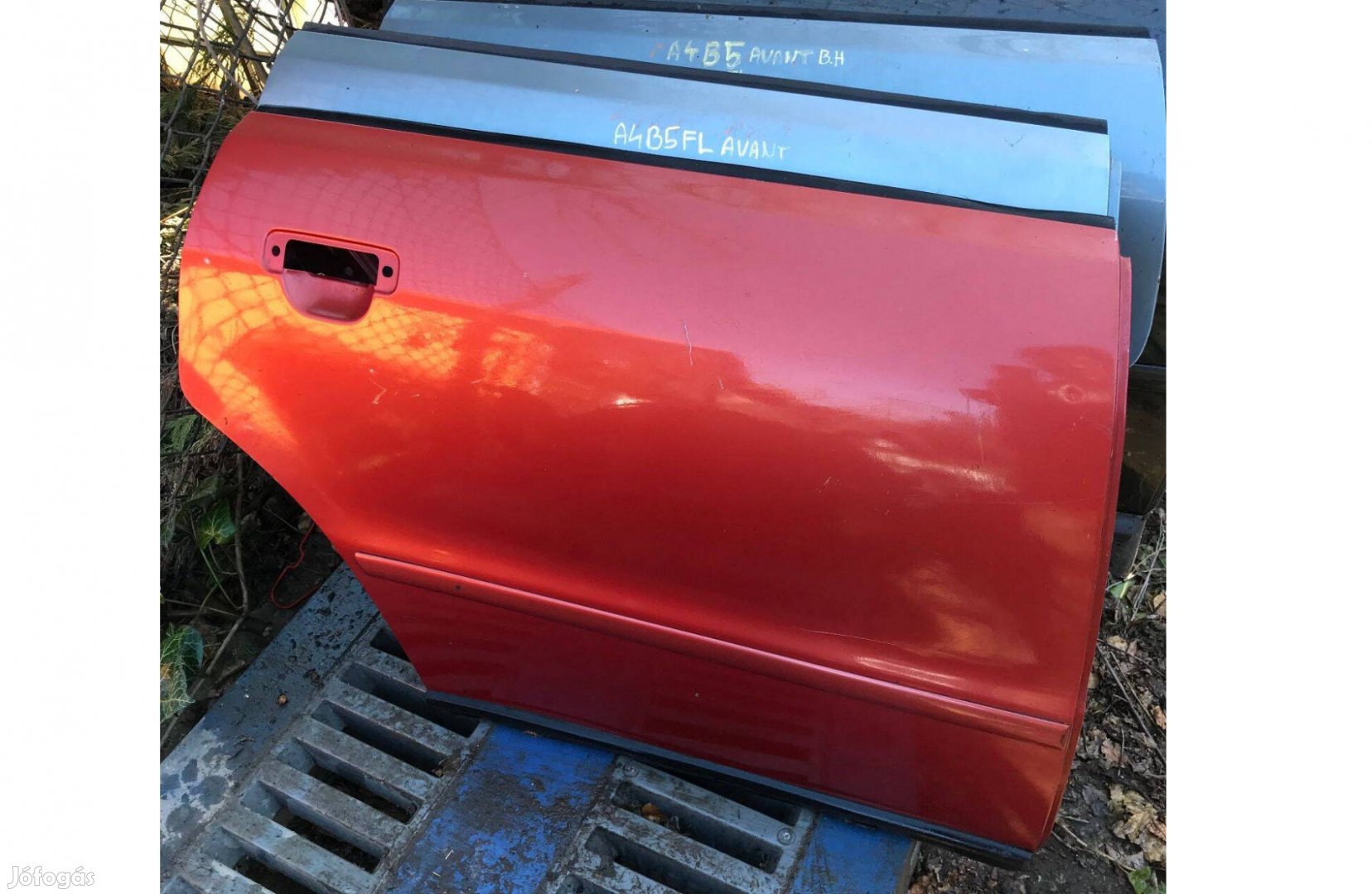 AUDI A4 B5 _ jobb hátsó ajtó
