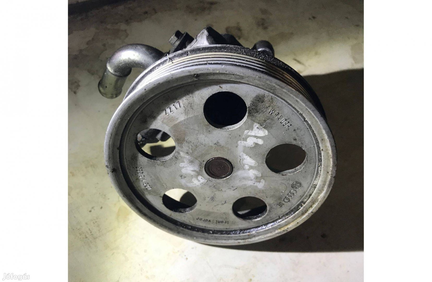 AUDI A4 B6 1,8T szervószivattyú 8E0 145 152 Es