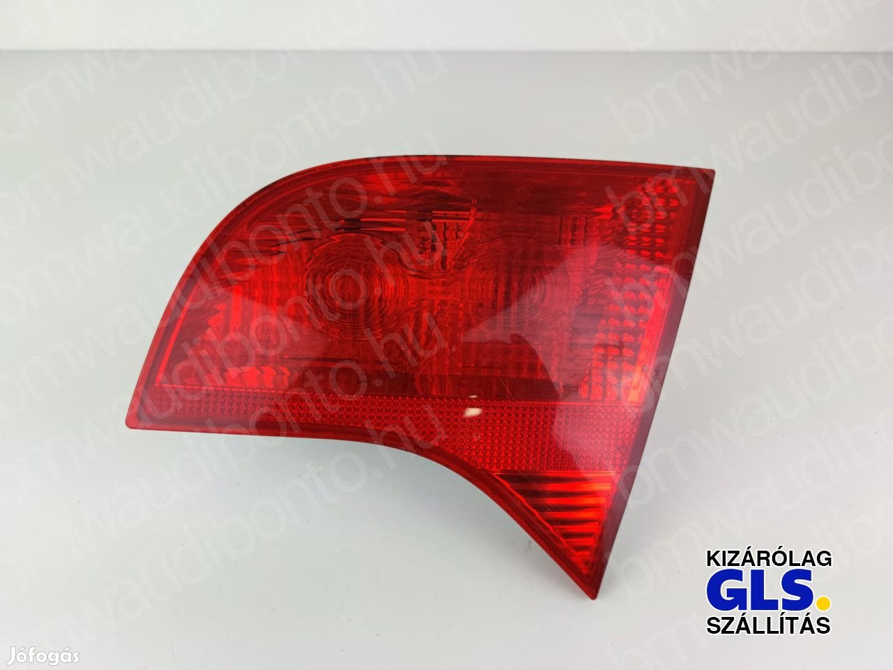 AUDI A4 B7 Avant (8ED) Jobb belső hátsó lámpa (8E9945094)