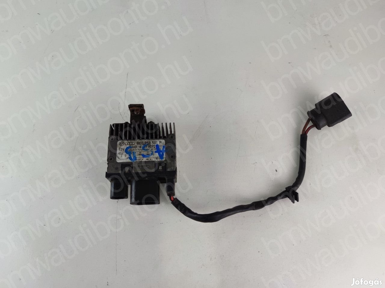 AUDI A4 B7 (8EC) Hűtőventilátor vezérlő modul (8E0959501P)