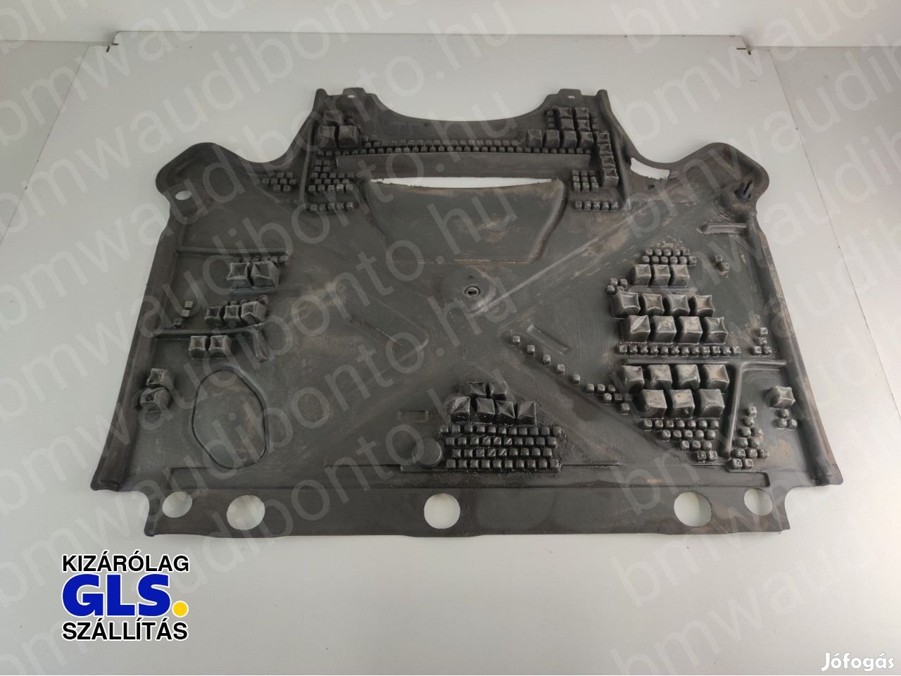 AUDI A4 B8 8K2 Alsó motorburkolat 8K1863822L, 8K2863822L