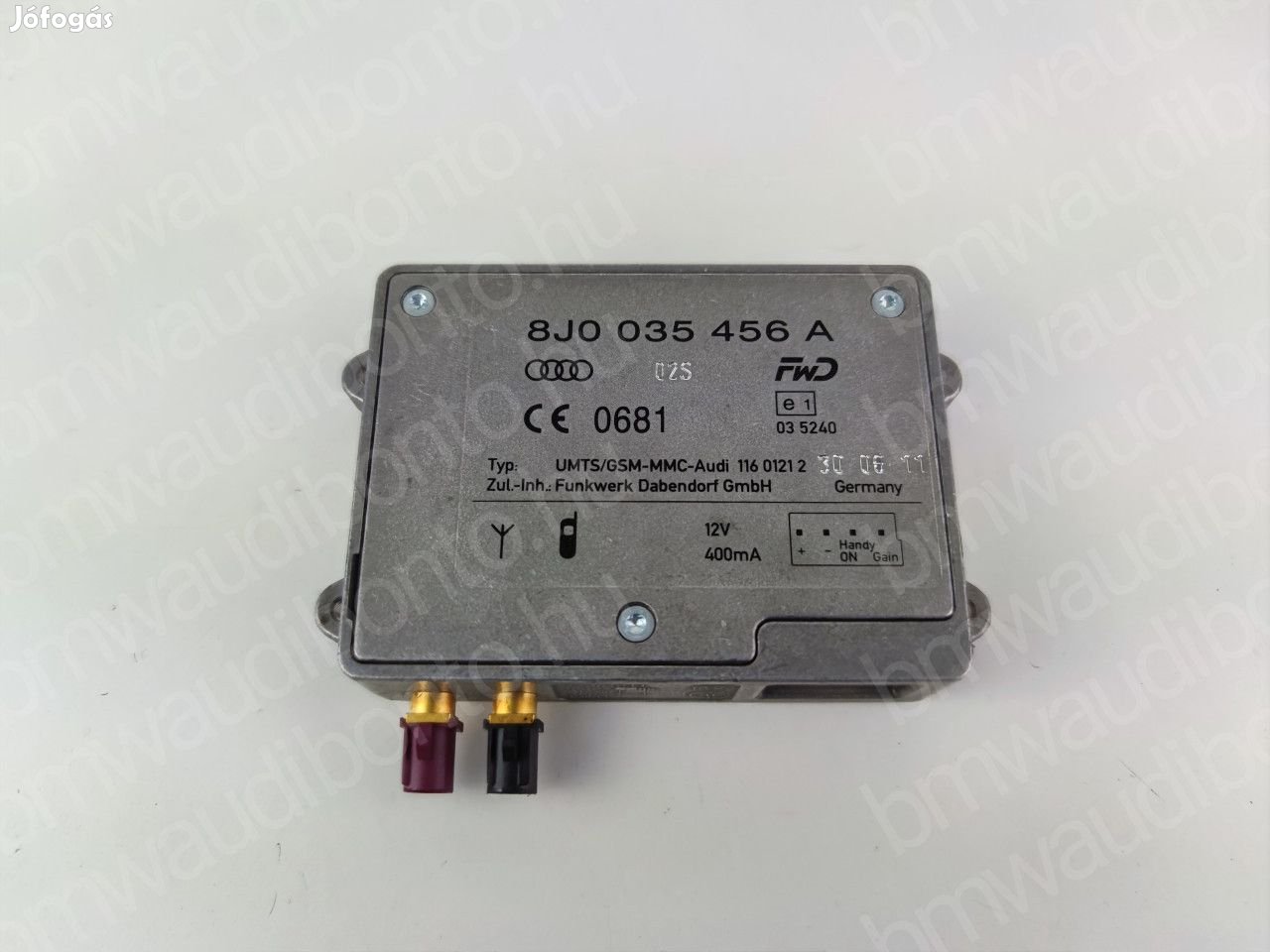 AUDI A4 B8 (8K2) Antenna erősítő (8J0035456A)