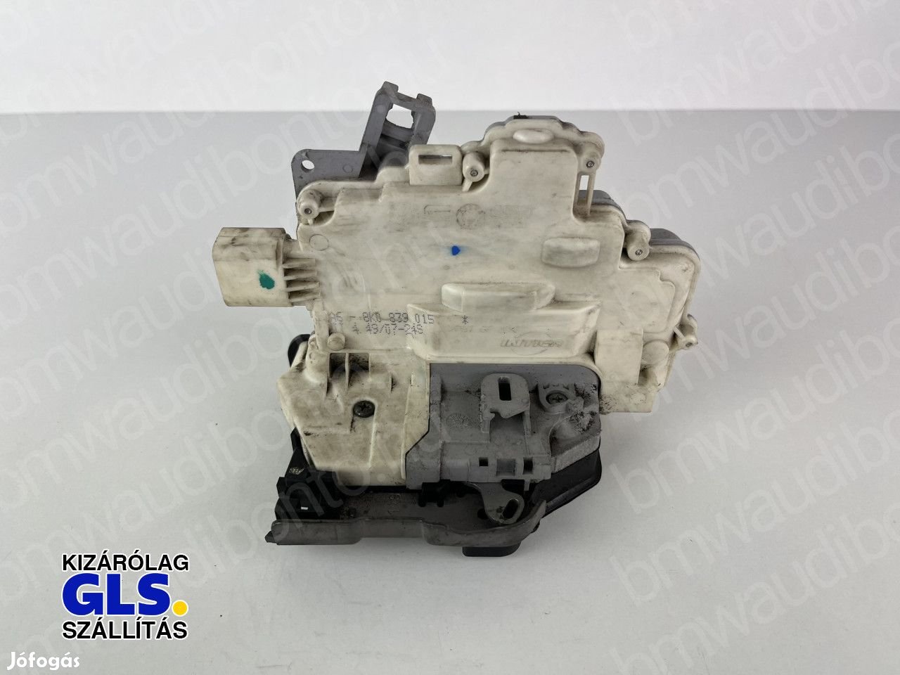 AUDI A4 B8 (8K2) Bal hátsó ajtó zár (8K0839015)