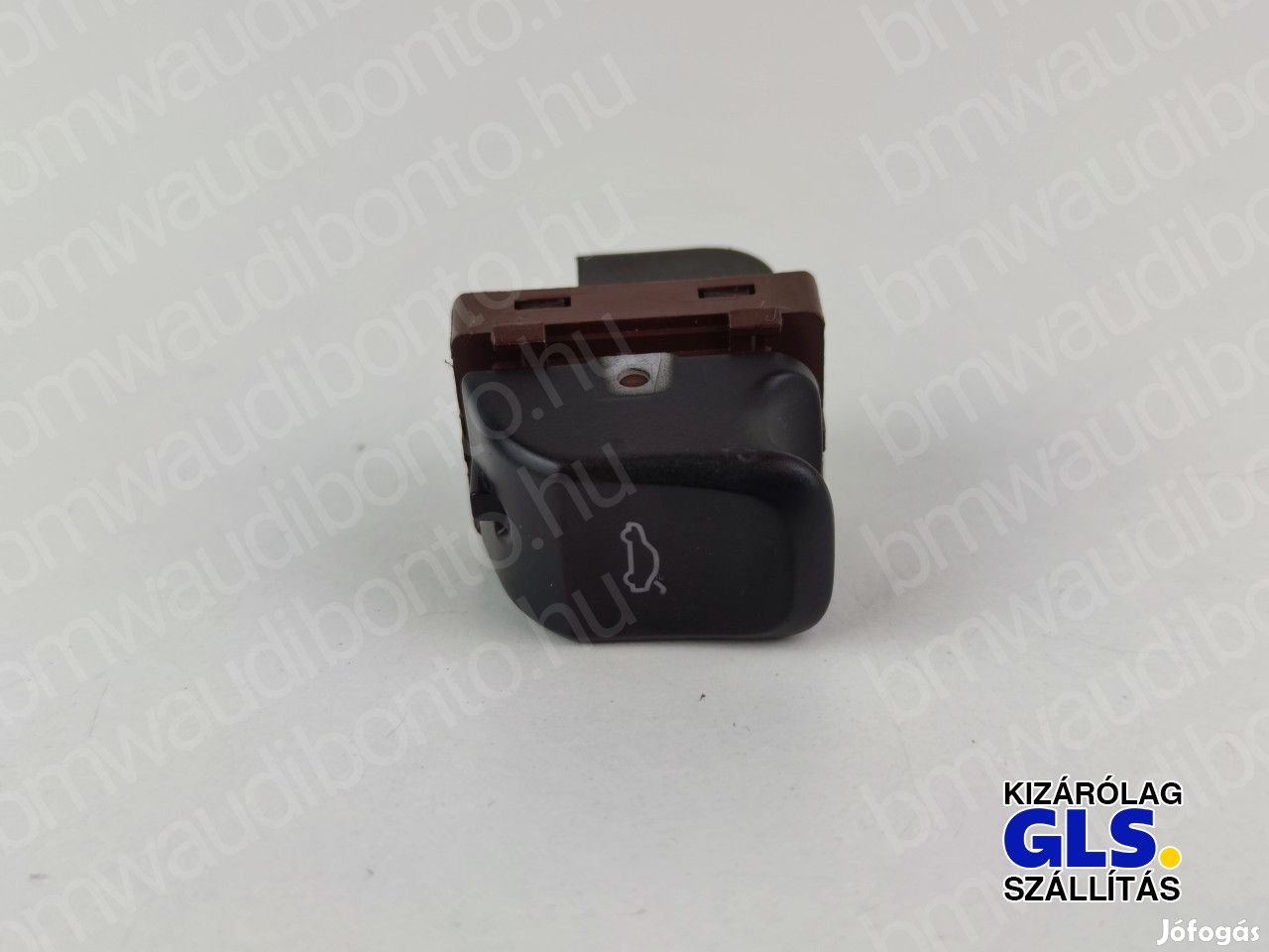 AUDI A4 B8 (8K2) Csomagtérajtó nyitó kapcsoló (elektromos)