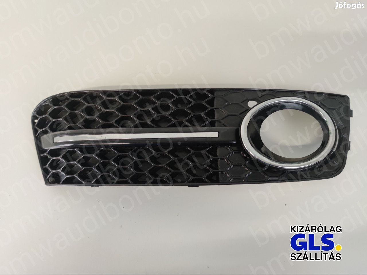 AUDI A4 B8 8K2 Első lökhárító jobb díszrács 8KD807682