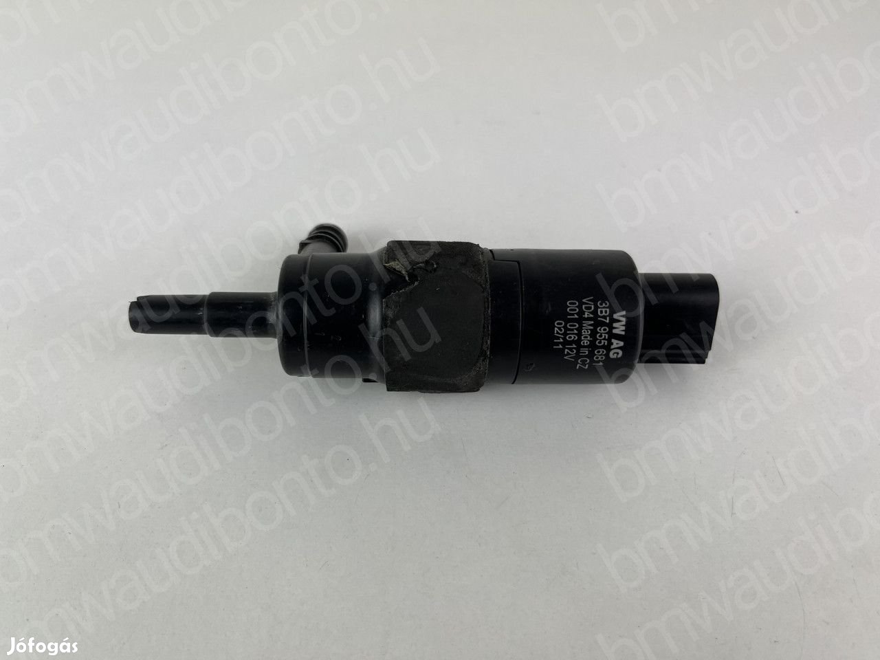 AUDI A4 B8 (8K2) Első szélvédő ablakmosó szivattyú (3B7955681)