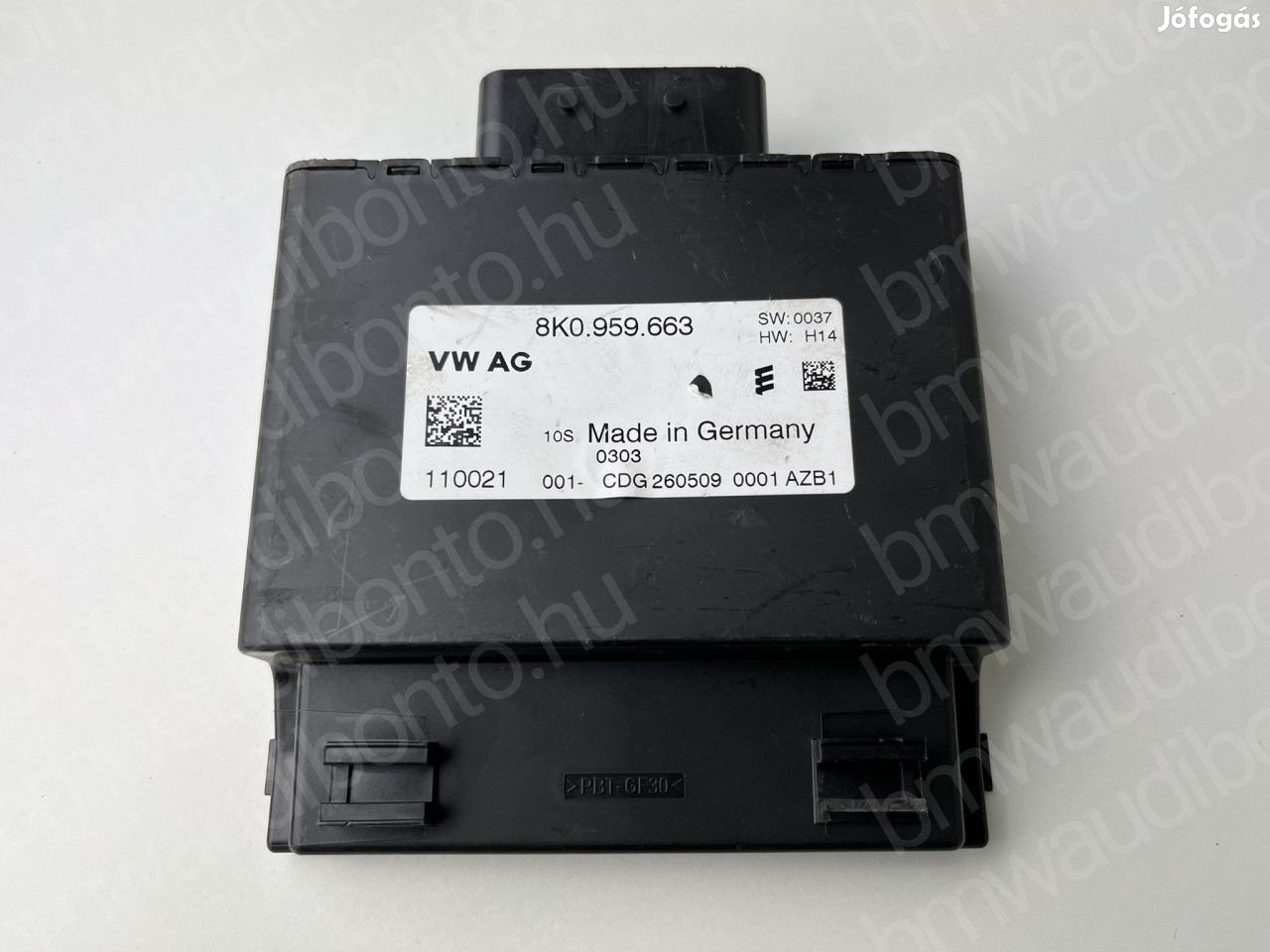 AUDI A4 B8 (8K2) Feszültség szabályzó vezérlőegység/modul (8K0959663)
