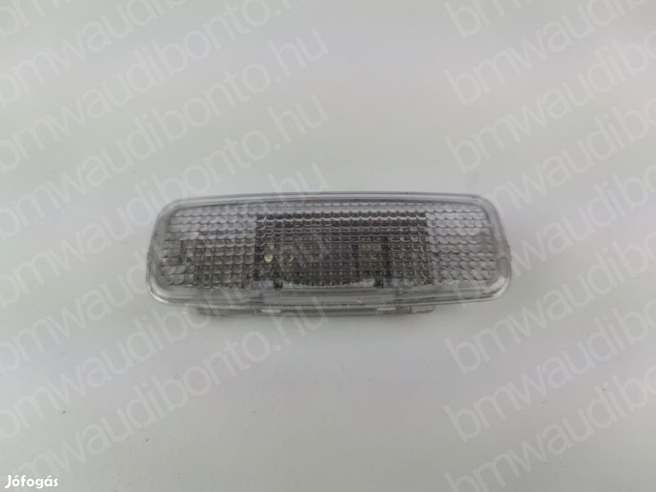 AUDI A4 B8 (8K2) Hátsó beltér világítás (4E0947105A)