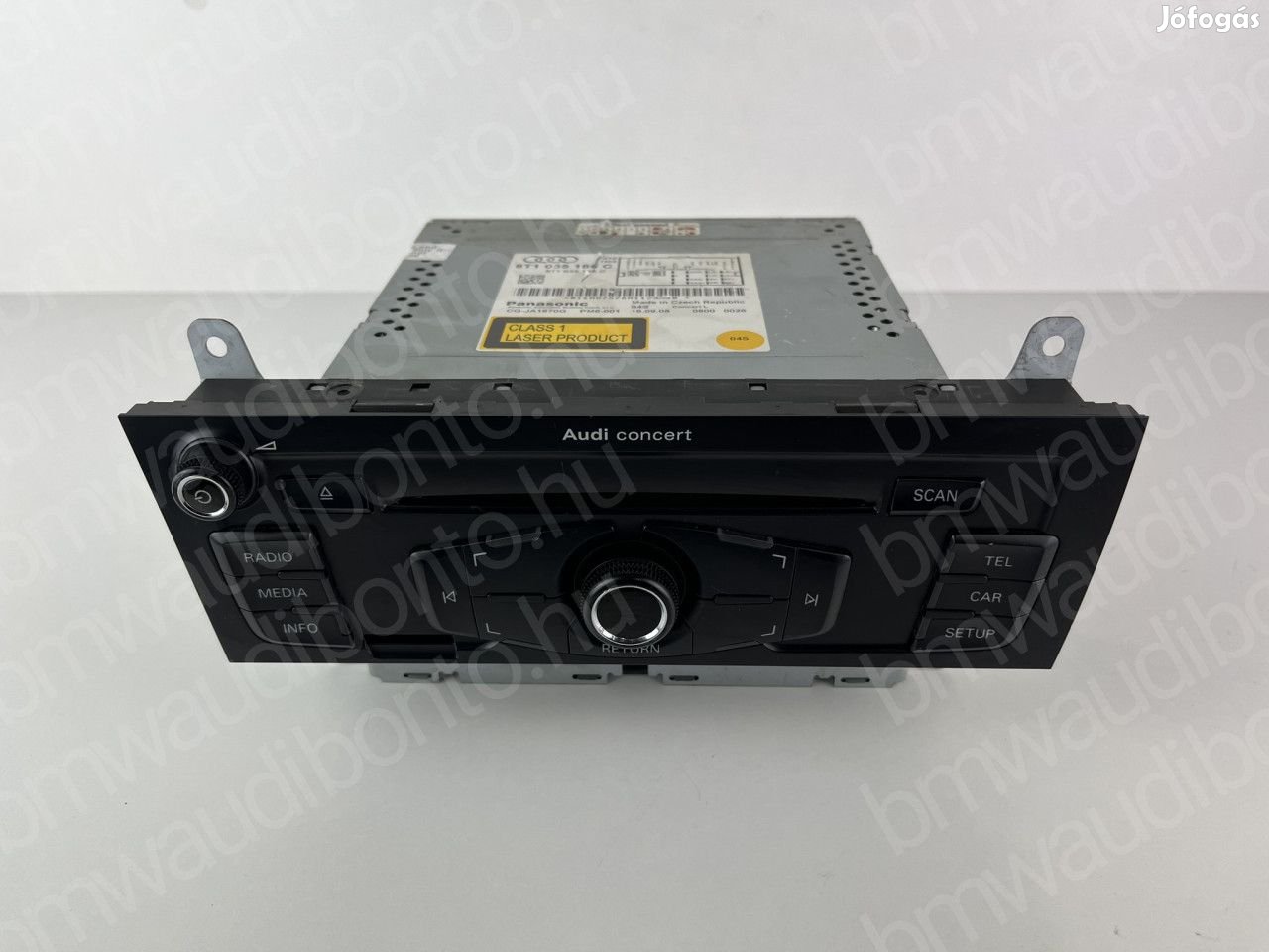 AUDI A4 B8 (8K2) HiFi Audio hangvezérlő egység (Rádió / CD)
