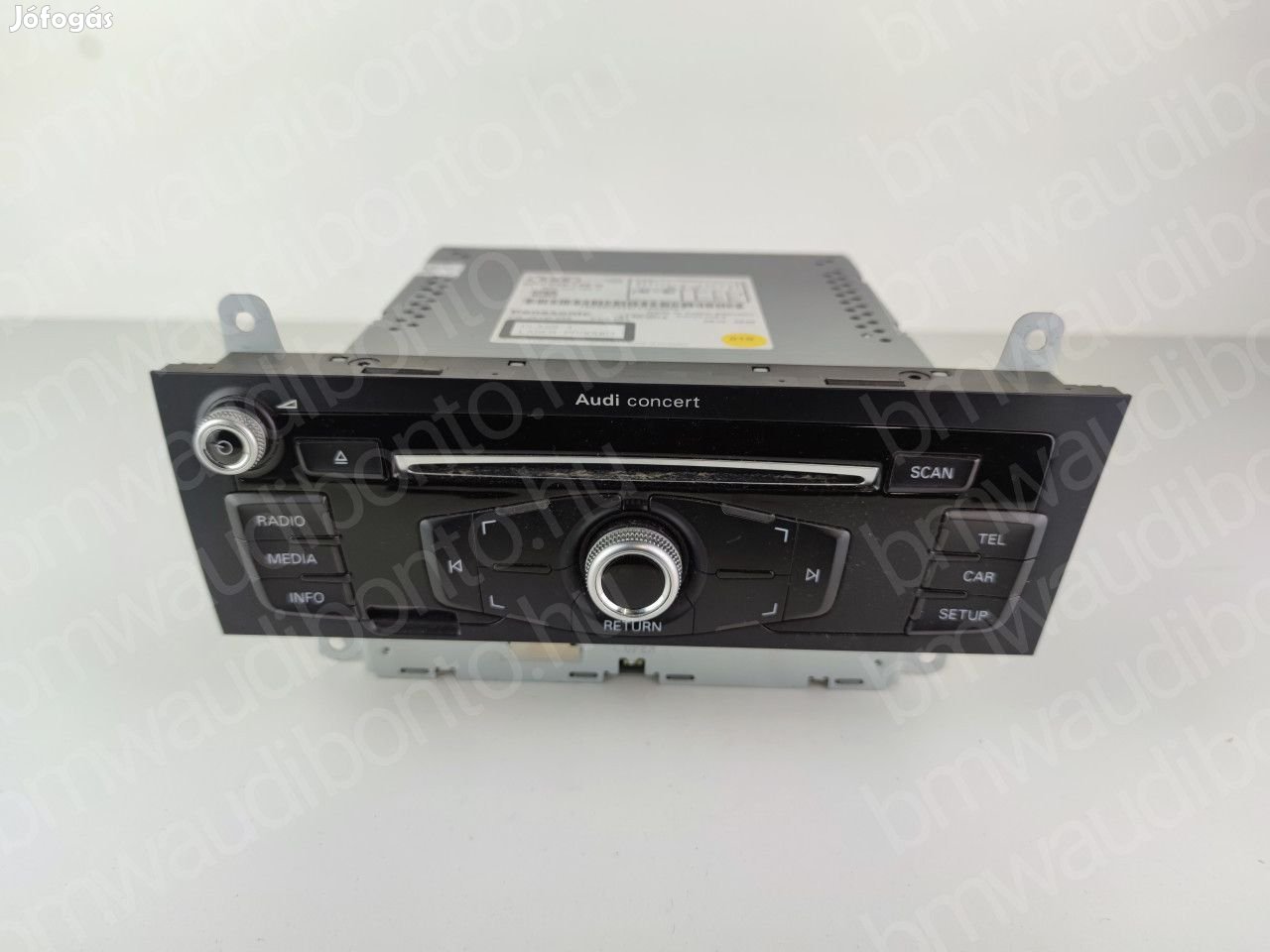 AUDI A4 B8 (8K2) HiFi Audio hangvezérlő egység (Rádió / CD)