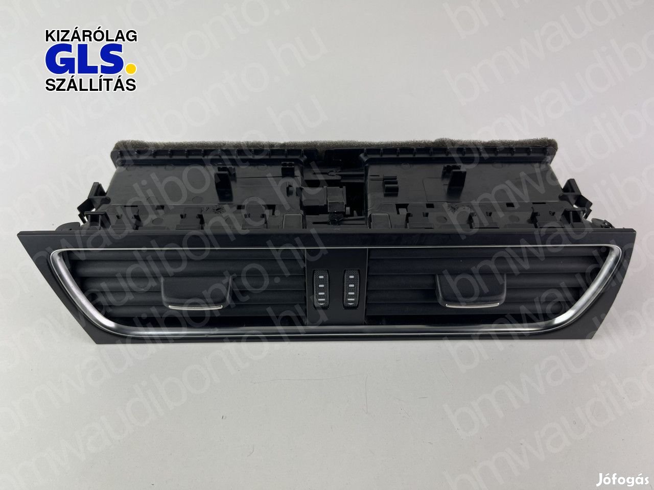 AUDI A4 B8 (8K2) Középső műszerfal szellőzőrács (8T1820951B)