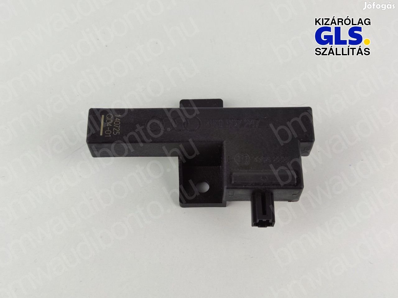 AUDI A4 B8 (8K2) Kulcs nélküli nyitás jeladó (8K0907247)