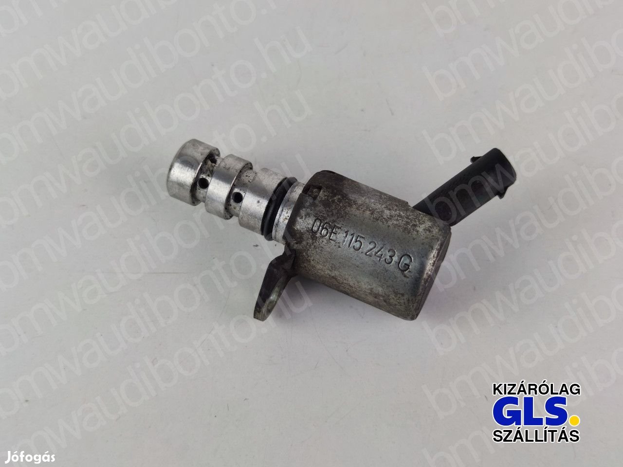AUDI A4 B8 (8K2) Olajnyomás szelep okoskerékhez (06E115243G)