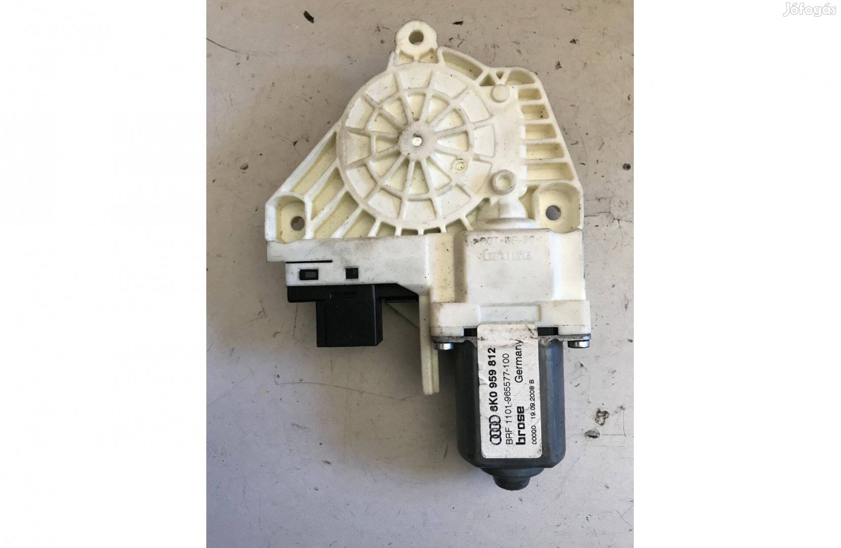 AUDI A4 B8 / ablakemelő motor - J.hátsó 8K0 959 812