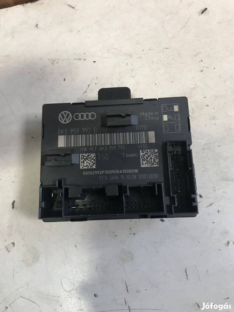 AUDI A4 B8 _ jobb első ajtóvezérlő 8K0 959 792 B