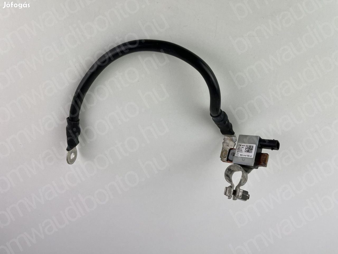 AUDI A4 B9 (8W2, 8WC) Akkumulátor saru (8S0915181C)