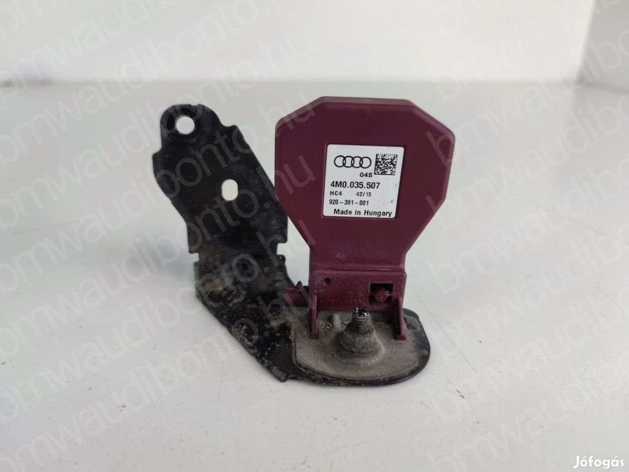 AUDI A4 B9 (8W2, 8WC) Antenna erősítő (4M0035507)