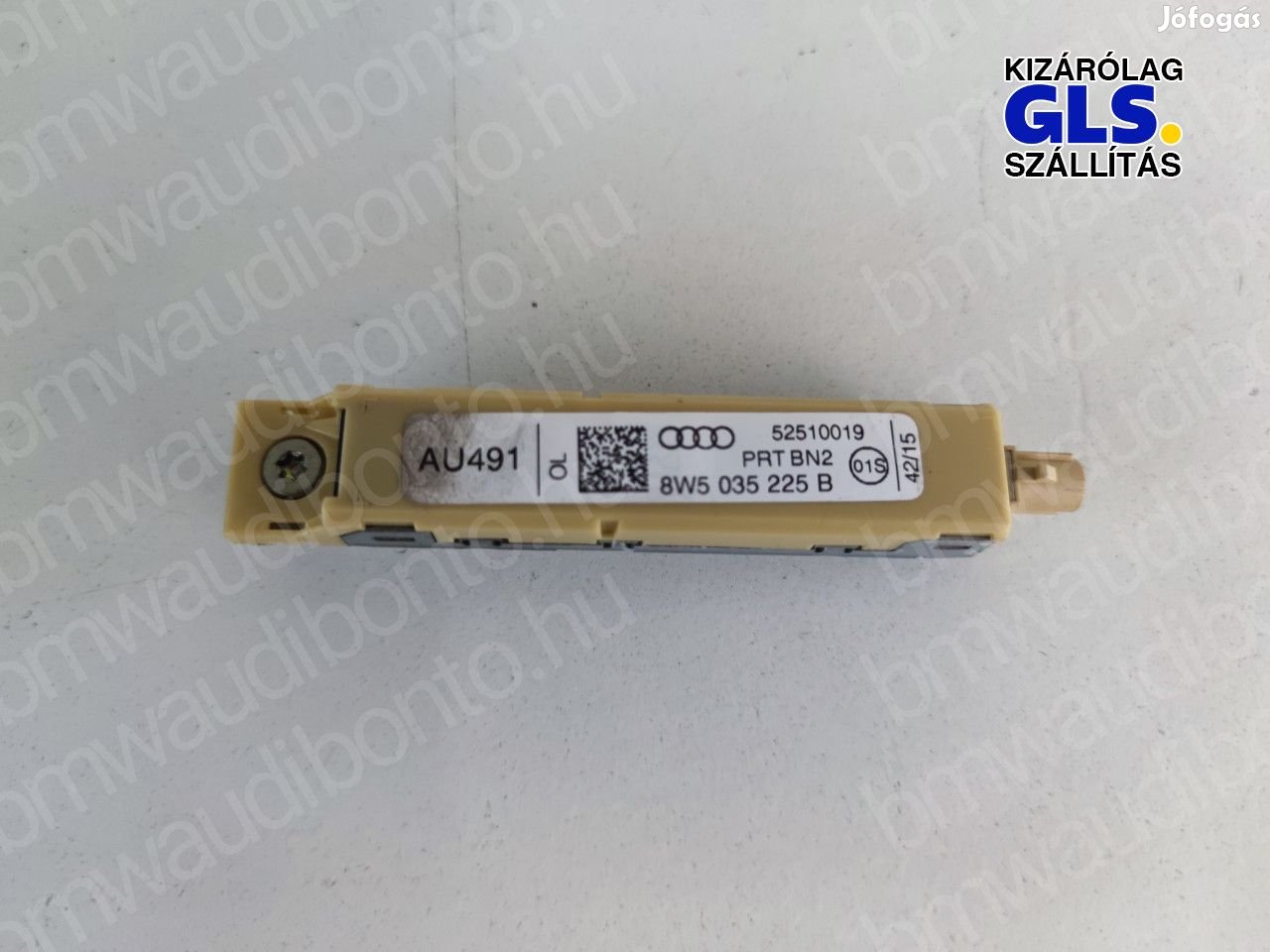 AUDI A4 B9 (8W2, 8WC) Antenna erősítő (8W5035225B)