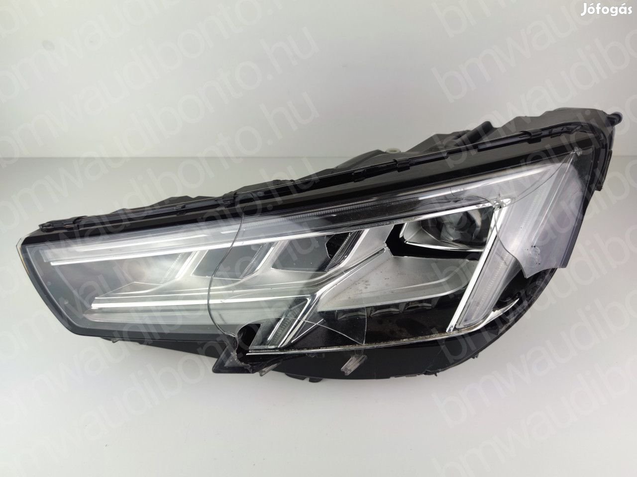 AUDI A4 B9 (8W2, 8WC) Bal első LED fényszóró (8W0941035)