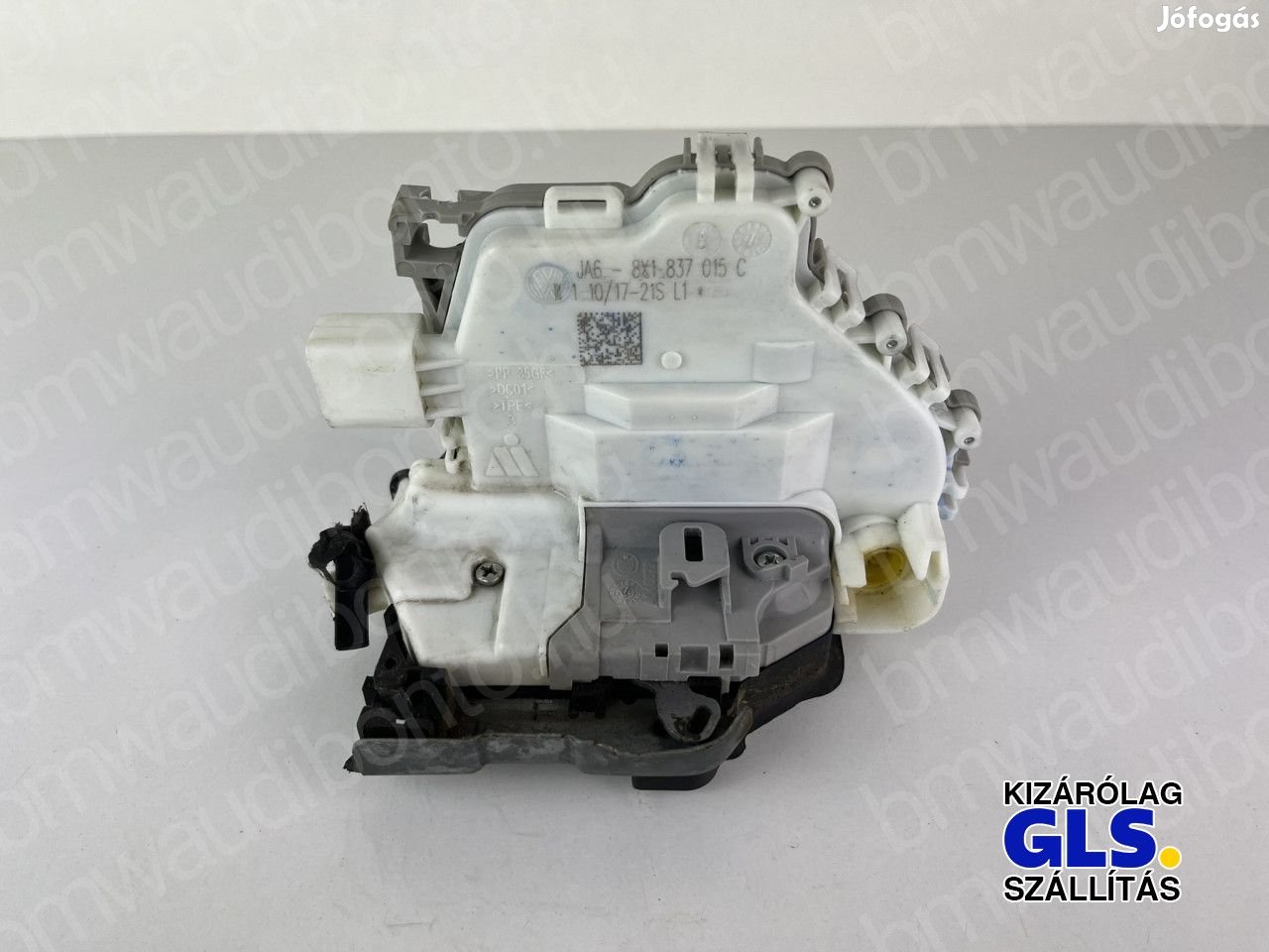 AUDI A4 B9 (8W2, 8WC) Bal első ajtó zár (8X1837015C)