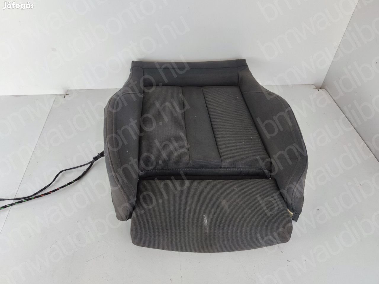 AUDI A4 B9 (8W2, 8WC) Bal első ülés kárpit (8W0963549)