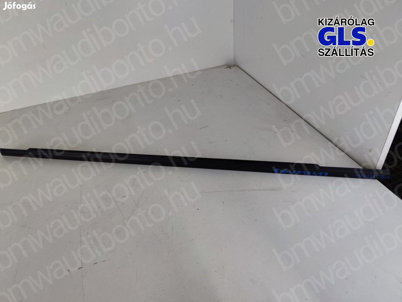 AUDI A4 B9 (8W2, 8WC) Bal hátsó ajtó vízlehúzó gumicsík (8W0839477)