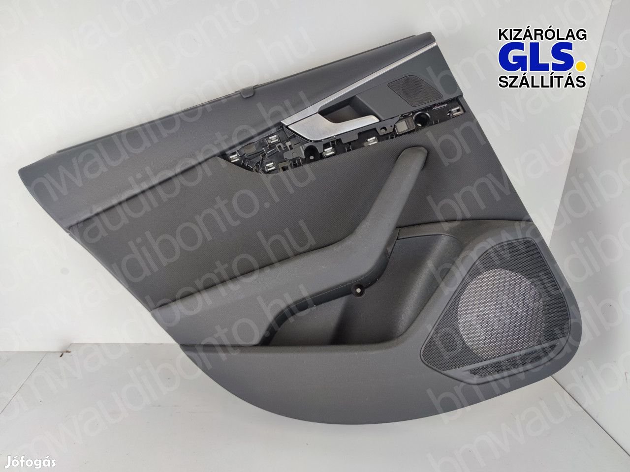 AUDI A4 B9 (8W2, 8WC) Bal hátsó ajtókárpit (8W0867317)