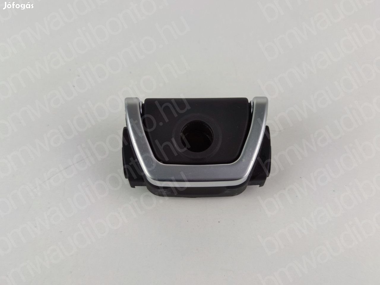 AUDI A4 B9 (8W2, 8WC) Csomagrögzítő (4M0863539)