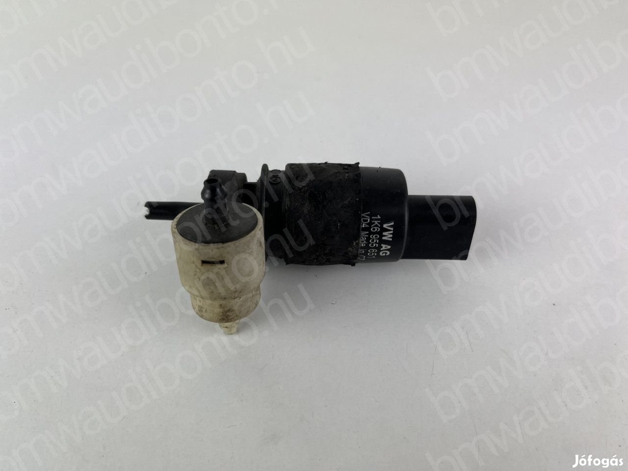 AUDI A4 B9 (8W2, 8WC) Első szélvédő ablakmosó szivattyú (1K6955651)