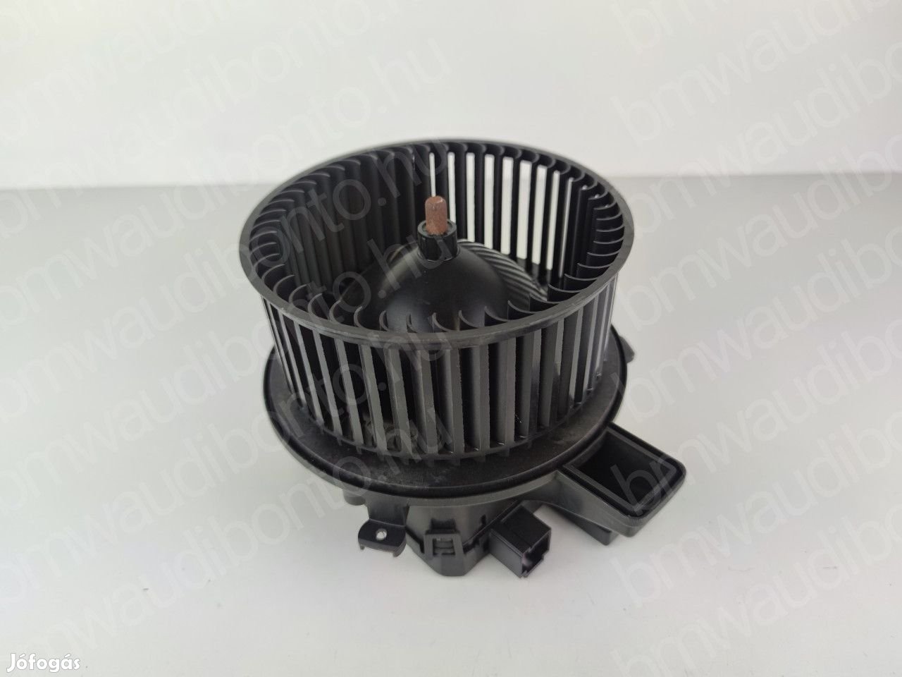 AUDI A4 B9 (8W2, 8WC) Fűtőmotor (klímás) (4M1820021A, 4M1820021B)