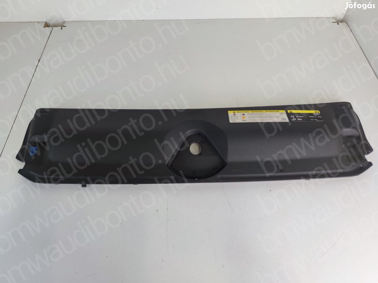 AUDI A4 B9 (8W2, 8WC) Homlokfal burkolat (8W0807081)