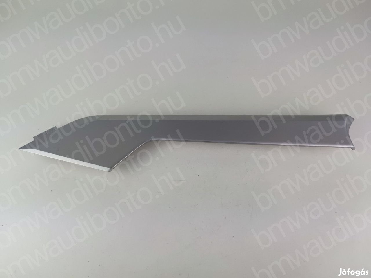 AUDI A4 B9 (8W2, 8WC) Jobb első ajtó belső díszléc (8W0867410AG)